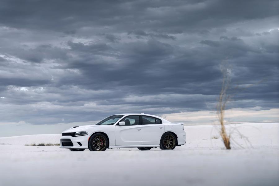  Dodge Charger SRT Hellcat 2015 года  (фото 54 из 111)